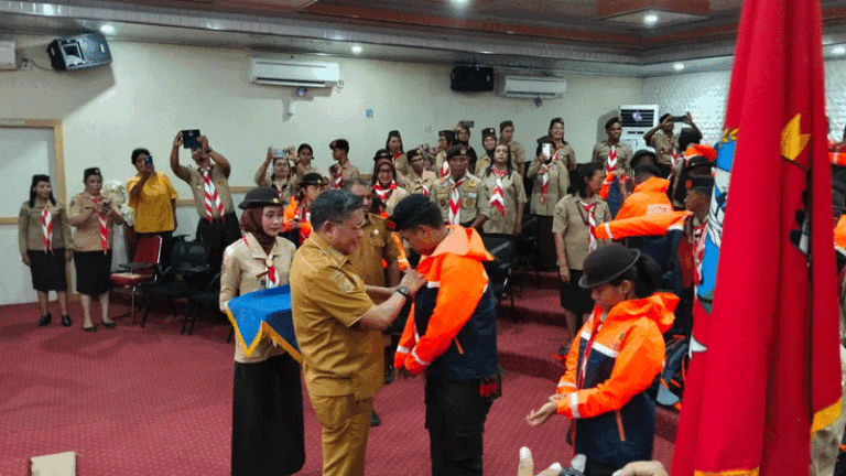 Lepas-32-Peserta-Jambore-Nasional-XII-Ini-Pesan-Wali-Kota-Ambon
