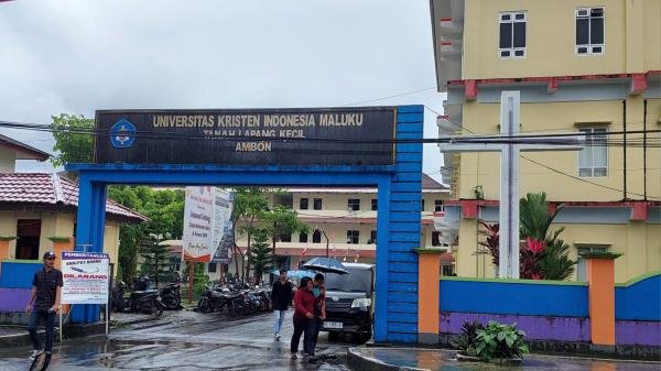 9f26e_ukim-ambon